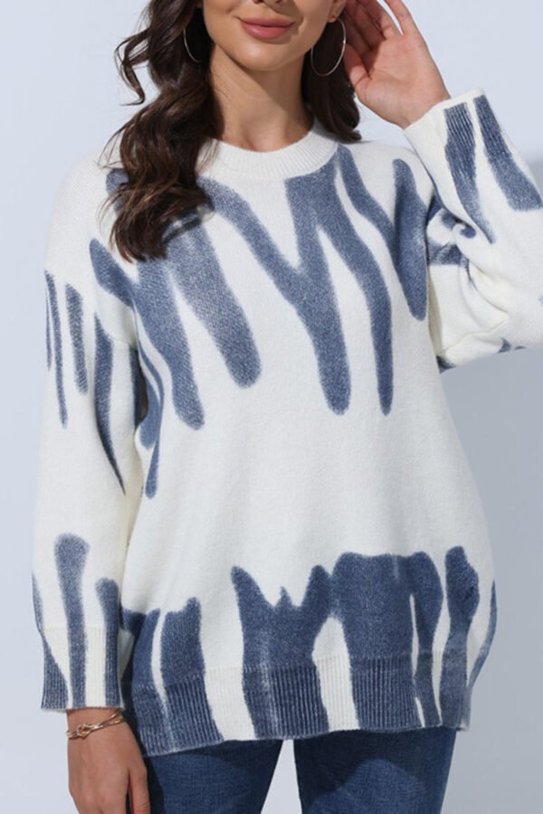 Crew Neck Jumper with Pattern - Image 2